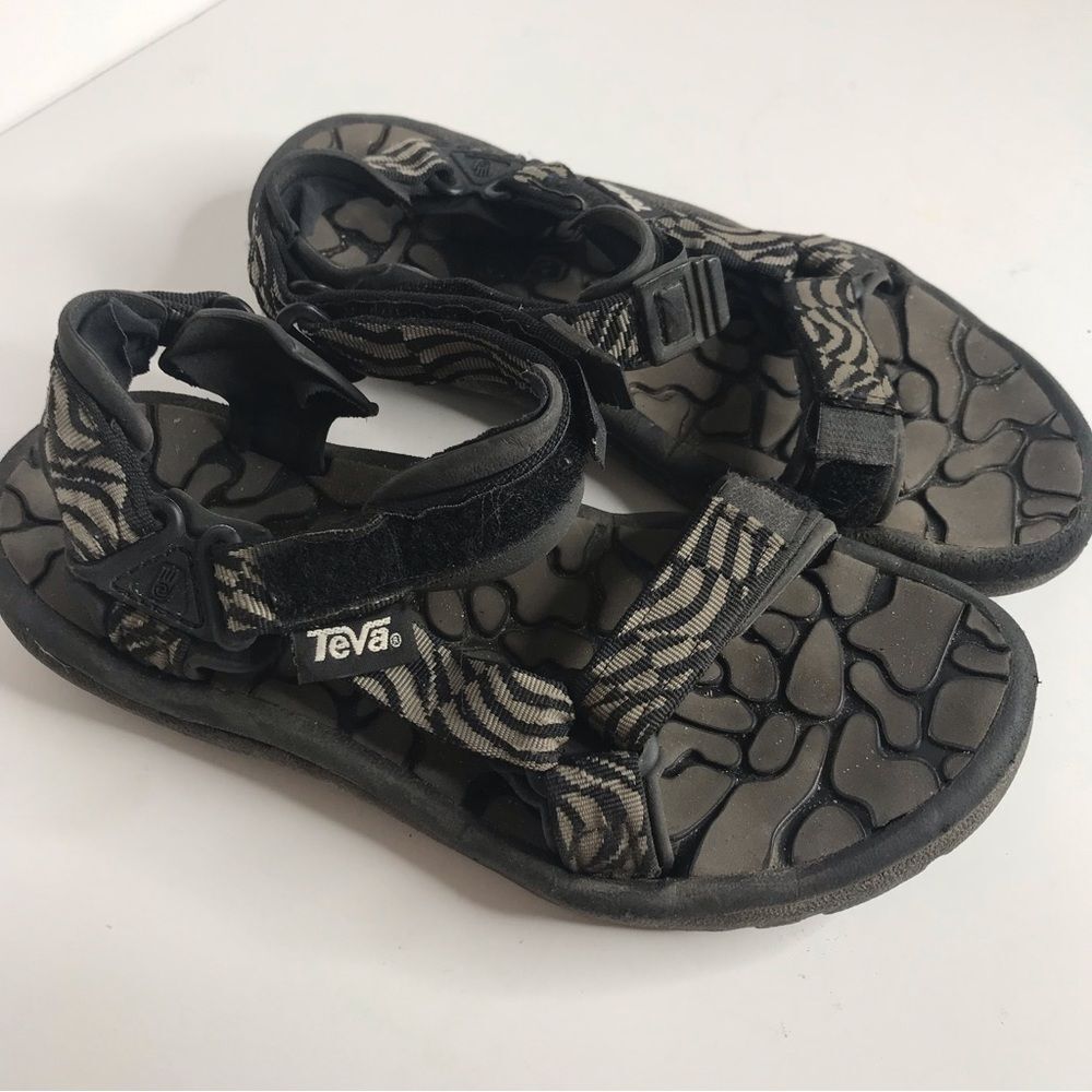 TEVA Valkyrie Hiking sport Sandal Sz 9